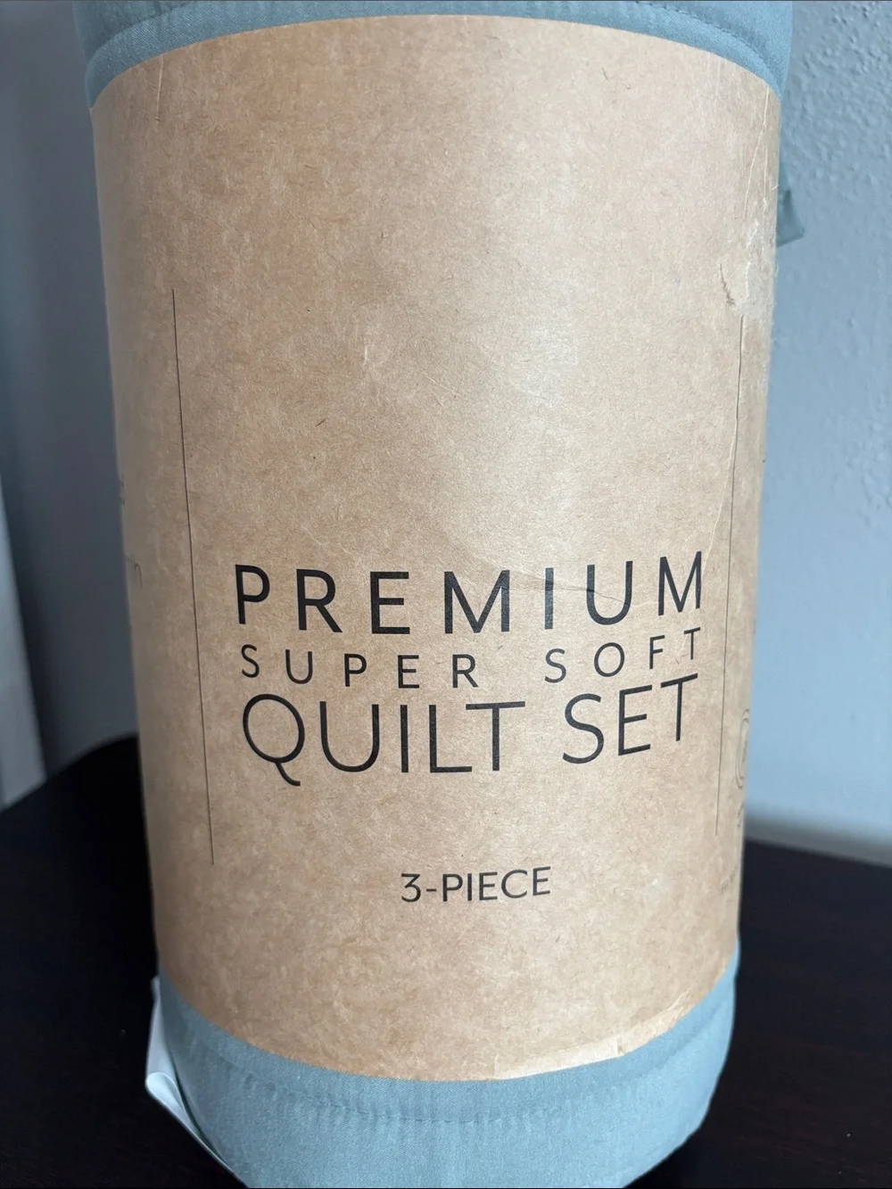 Full & Queen Quilt - Light Grey